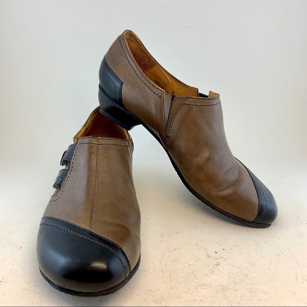 Fidji Portugal E205 Side Strap Loafers FLAWS